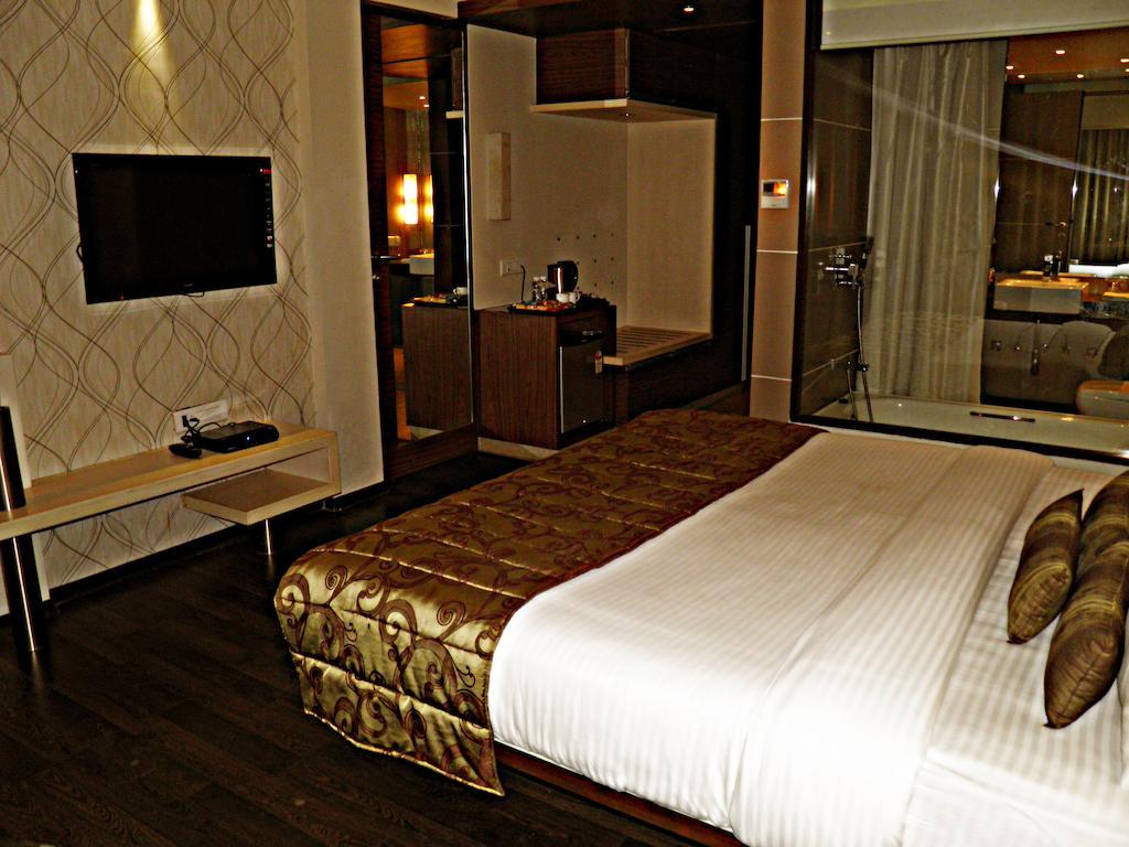 Sentosa Resorts & Water Park Chinchvad Room photo